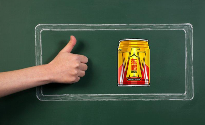 東鵬飲料今日上市